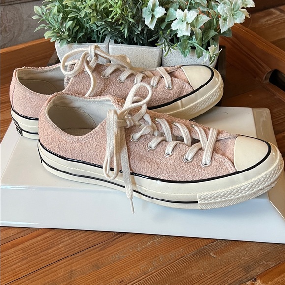 Converse All Stars Shoes - Converse Dusty Oink 70 Ox Suede Low Top Chuck Taylor’s. Size 7